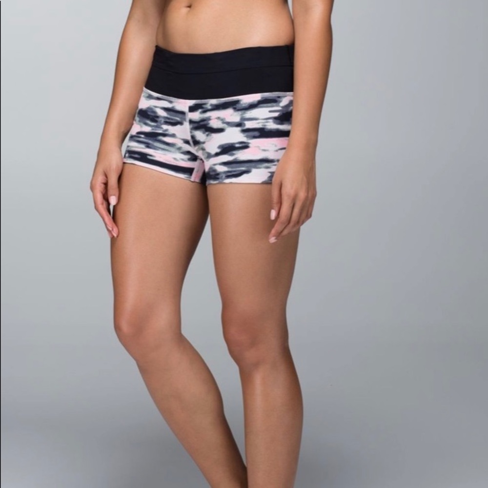 Lululemon Water Bound Short